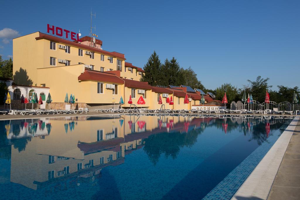Zornica Hotel Kazanlak Exterior photo